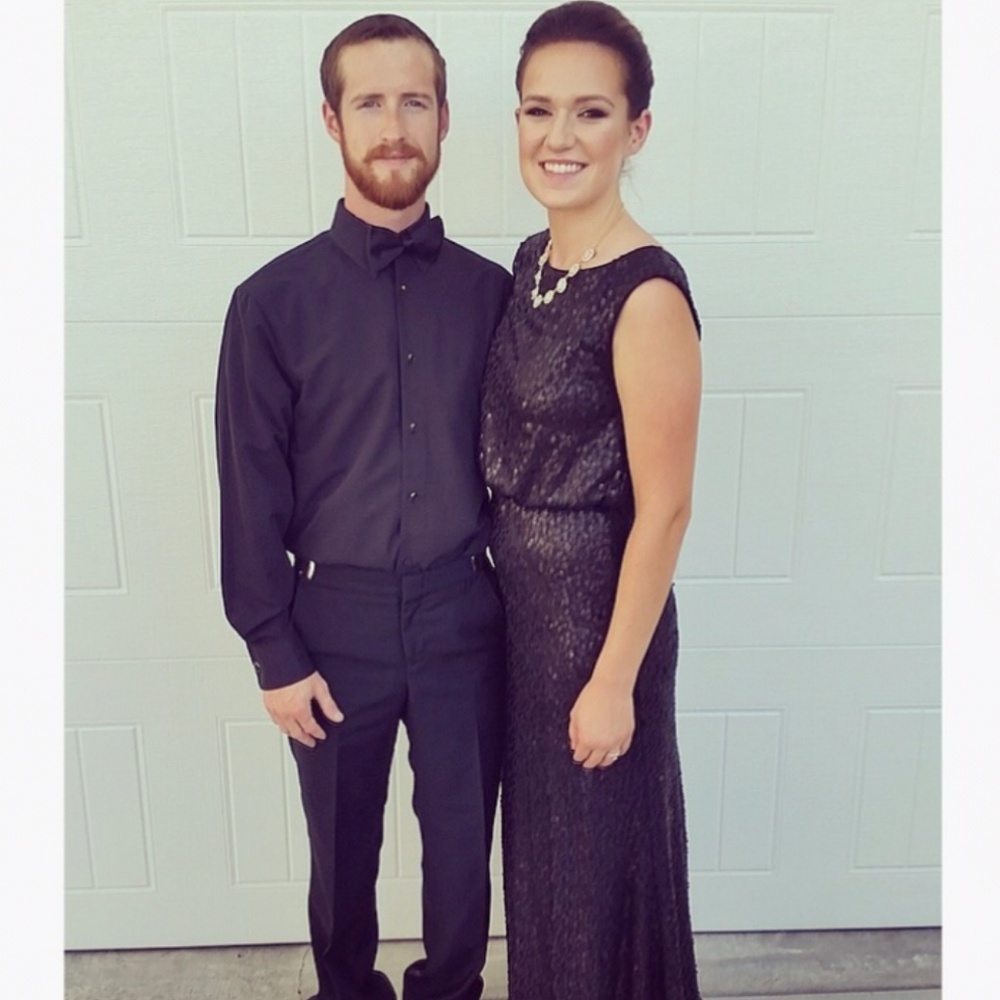 Dress - Picture 2 of 2